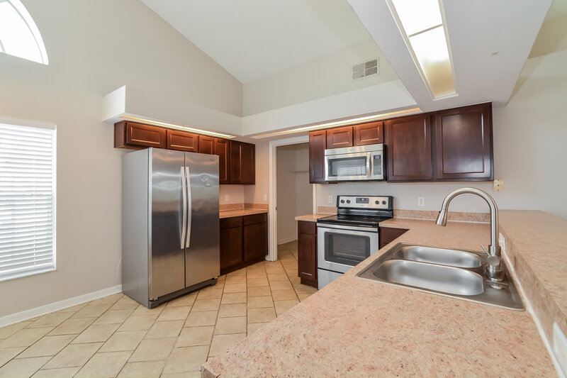 2,180/Mo, 2151 Black Hawk St Clermont, FL 34714 Kitchen View