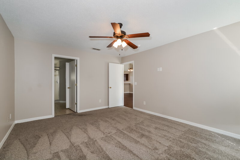 2,180/Mo, 2151 Black Hawk St Clermont, FL 34714 Main Bedroom View 2