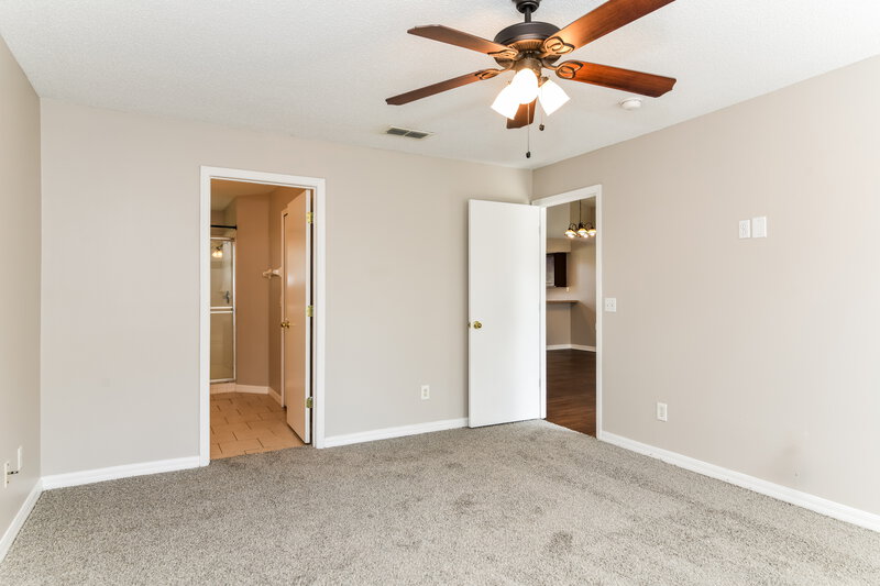 2,135/Mo, 2151 Black Hawk St Clermont, FL 34714 Main Bedroom View