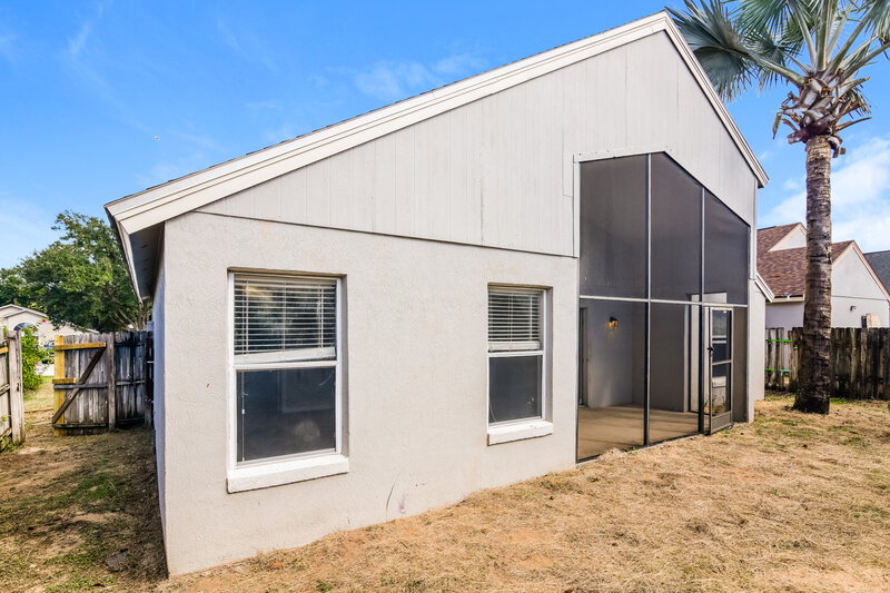 2,135/Mo, 2151 Black Hawk St Clermont, FL 34714 Rear View