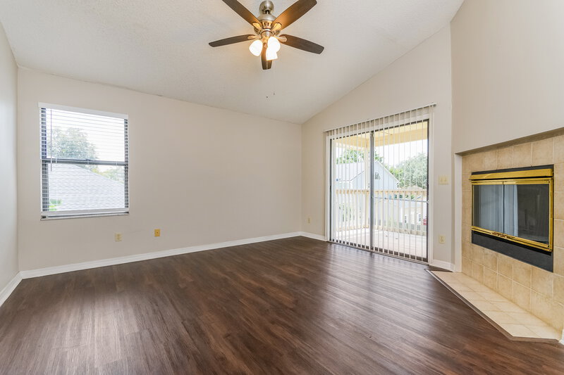 2,365/Mo, 1738 Singing Palm Dr Apopka, FL 32712 Main Bedroom View