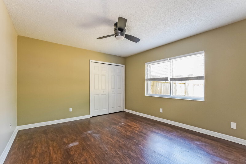 2,740/Mo, 3031 Mit St Orlando, FL 32817 Main Bedroom View 2
