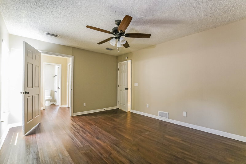 2,740/Mo, 3031 Mit St Orlando, FL 32817 Bedroom View