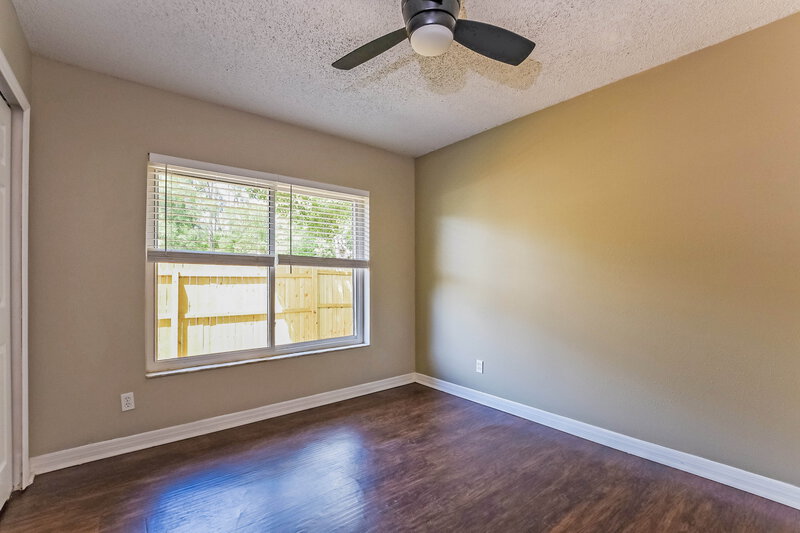 2,740/Mo, 3031 Mit St Orlando, FL 32817 Bedroom View 2