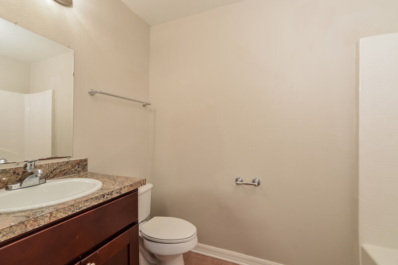 2,340/Mo, 643 Crane Dr Kissimmee, FL 34759 Bathroom View