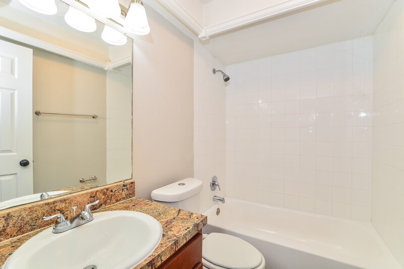 2,965/Mo, 1400 Ponce De Leon Blvd Winter Springs, FL 32708 Bathroom View