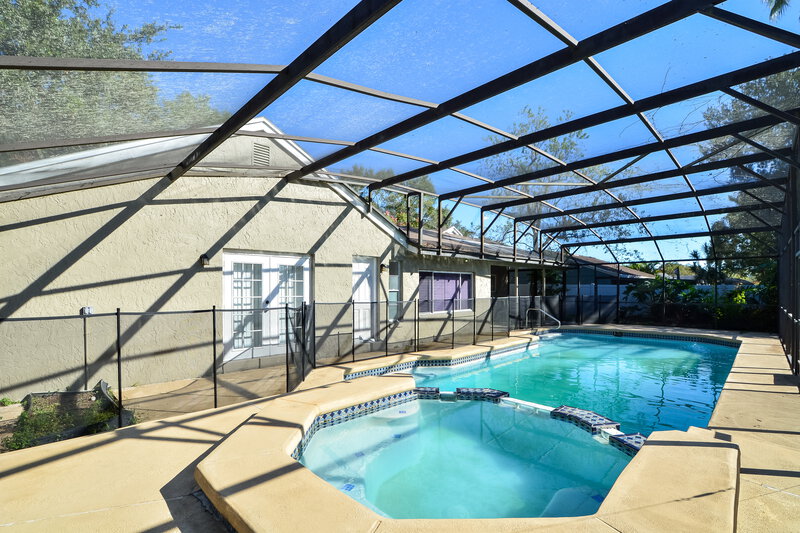 2,965/Mo, 1400 Ponce De Leon Blvd Winter Springs, FL 32708 Pool View 2