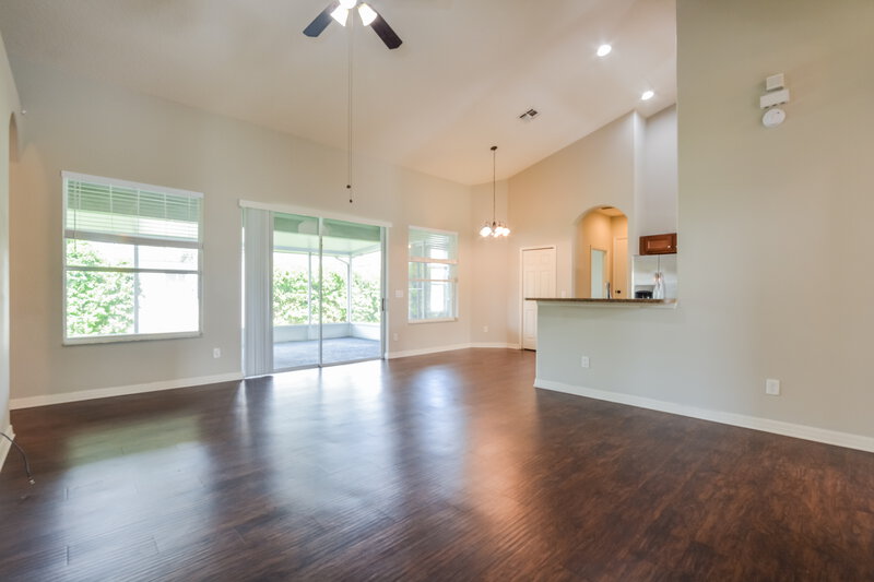 2,560/Mo, 13836 Old Dock Rd Orlando, FL 32828 Living Room View