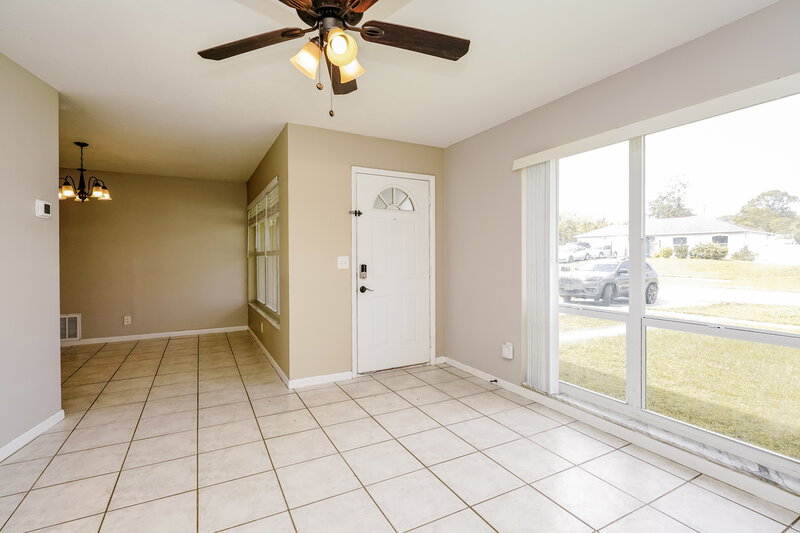 1,900/Mo, 1515 Coronet Dr Deltona, FL 32725 Misc View 3