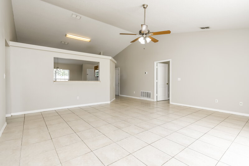 1,875/Mo, 14816 Windy Mount Cir Clermont, FL 34711 Dining Room View 2