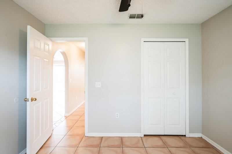 2,630/Mo, 4212 Stonefield Dr Orlando, FL 32826 Bedroom View 3