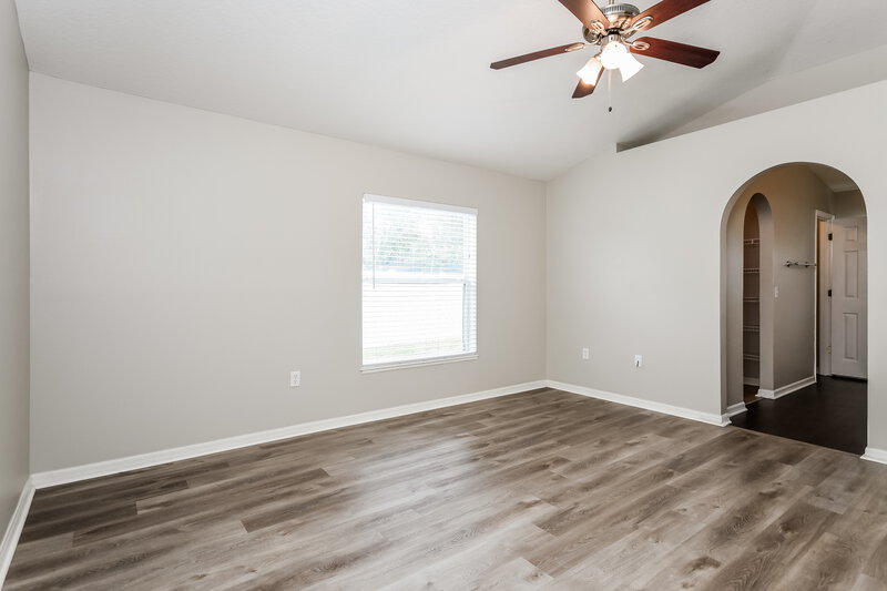 1,765/Mo, 1722 Eagle Pines Cir Eagle Lake, FL 33839 Main Bedroom View