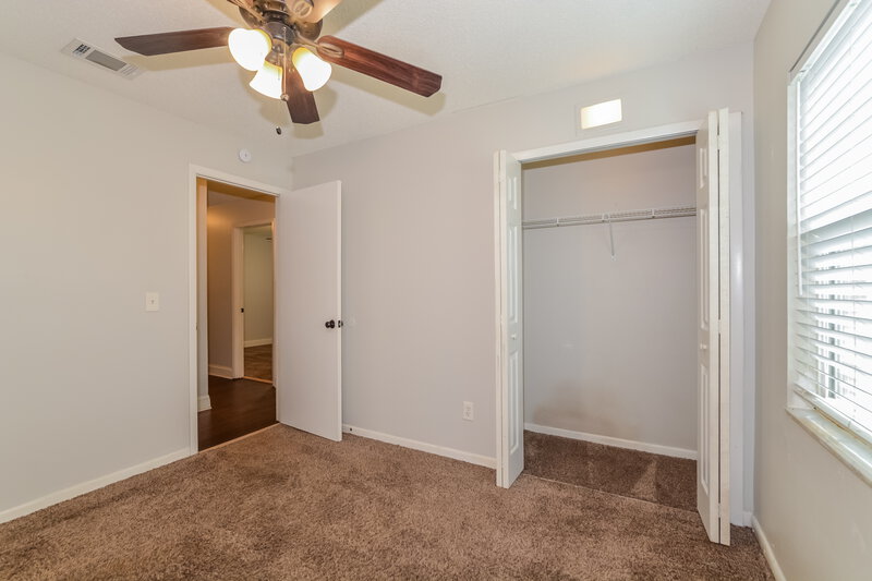 2,350/Mo, 996 Papaya Ln Winter Springs, FL 32708 Bedroom View 4