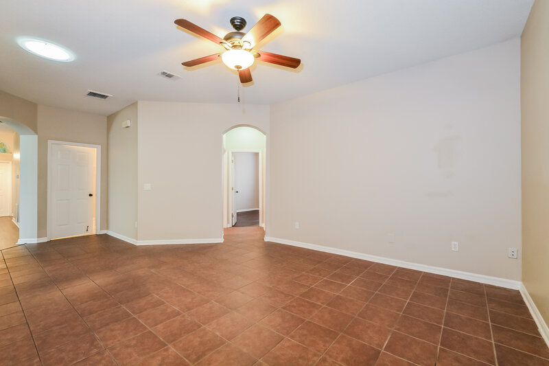 2,400/Mo, 1605 Golfside Village Ct Apopka, FL 32712 Living Room View