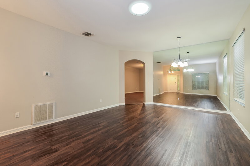 2,400/Mo, 1605 Golfside Village Ct Apopka, FL 32712 Family Room View