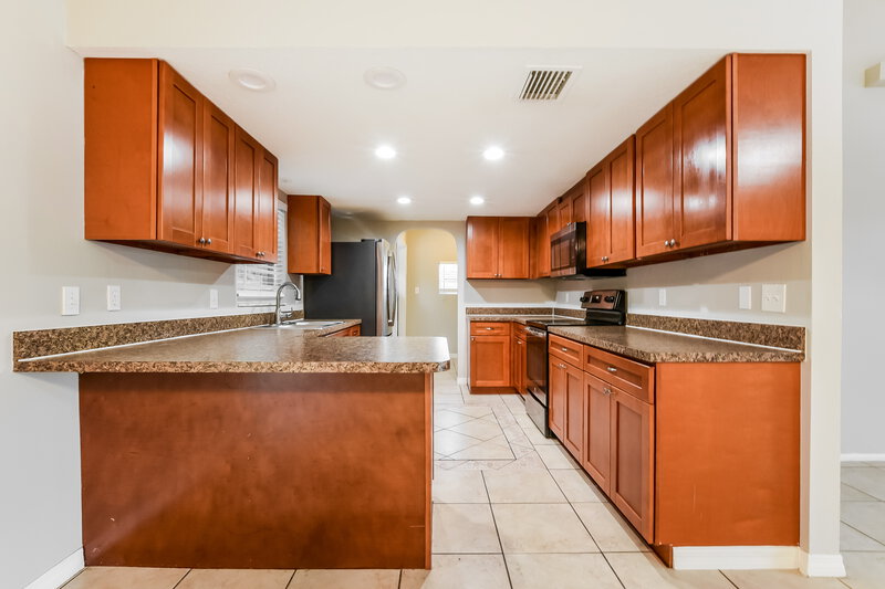 2,290/Mo, 829 W Birchwood Cir Kissimmee, FL 34743 Misc View 4