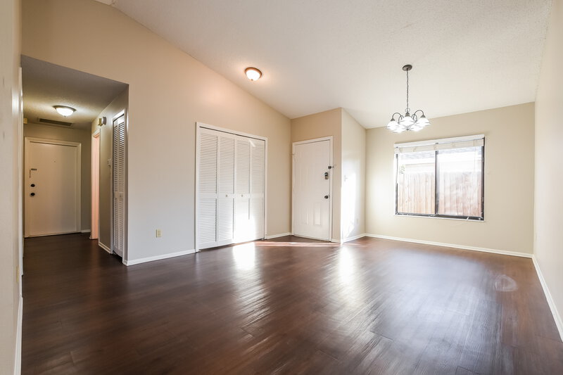 2,340/Mo, 1332 Andes Dr Winter Springs, FL 32708 Living Room View 4