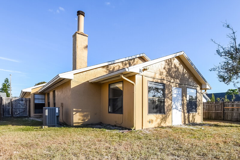 2,340/Mo, 1332 Andes Dr Winter Springs, FL 32708 Rear View