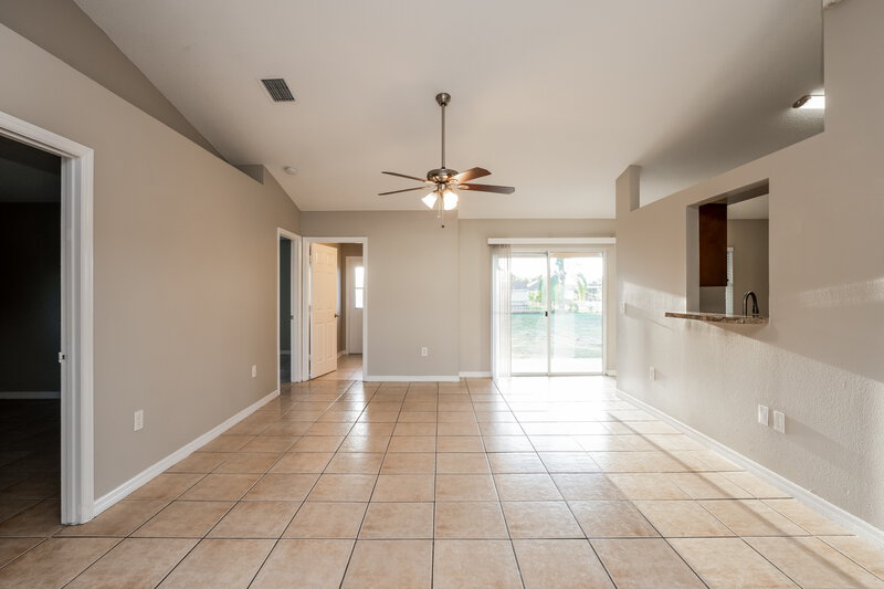 1,800/Mo, 802 Provence Way Kissimmee, FL 34759 Living Room View