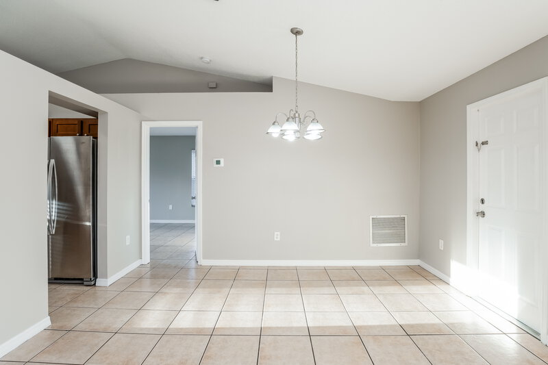 1,800/Mo, 802 Provence Way Kissimmee, FL 34759 Dining Room View