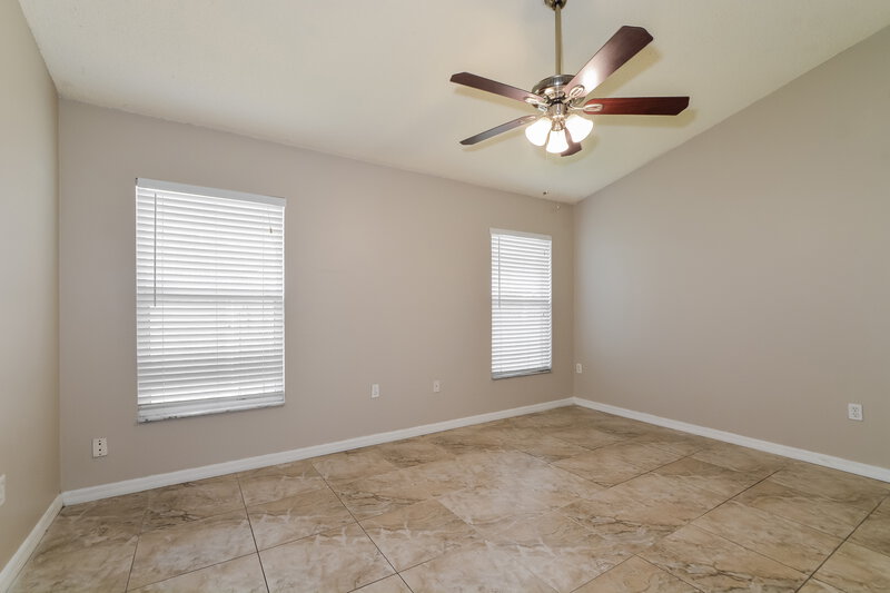 2,050/Mo, 458 Tamarind Parke Ln Kissimmee, FL 34758 Main Bedroom View