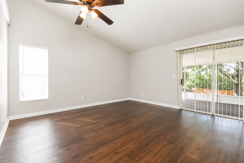 2,920/Mo, 15443 Margaux Dr Clermont, FL 34714 Family Room View