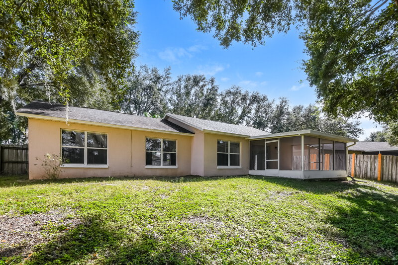 2,920/Mo, 15443 Margaux Dr Clermont, FL 34714 Rear View
