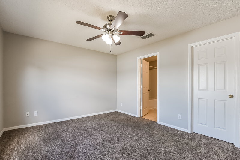 2,710/Mo, 2347 Topaz Trl Kissimmee, FL 34743 Main Bedroom View