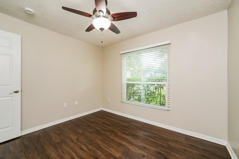 2,225/Mo, 1623 Muir Cir Clermont, FL 34711 Bedroom View