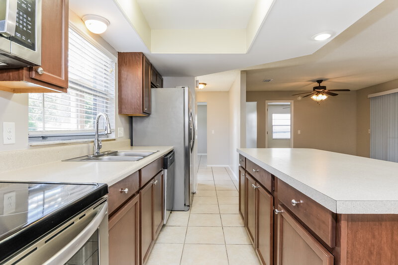 2,115/Mo, 2429 Franklin Dr Kissimmee, FL 34744 Kitchen View 2