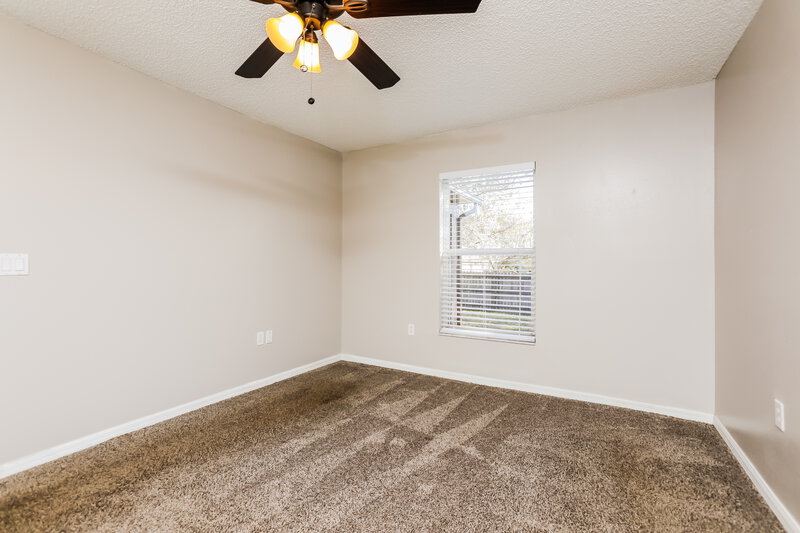 1,805/Mo, 30745 PGA Dr Sorrento, FL 32776 Main Bedroom View