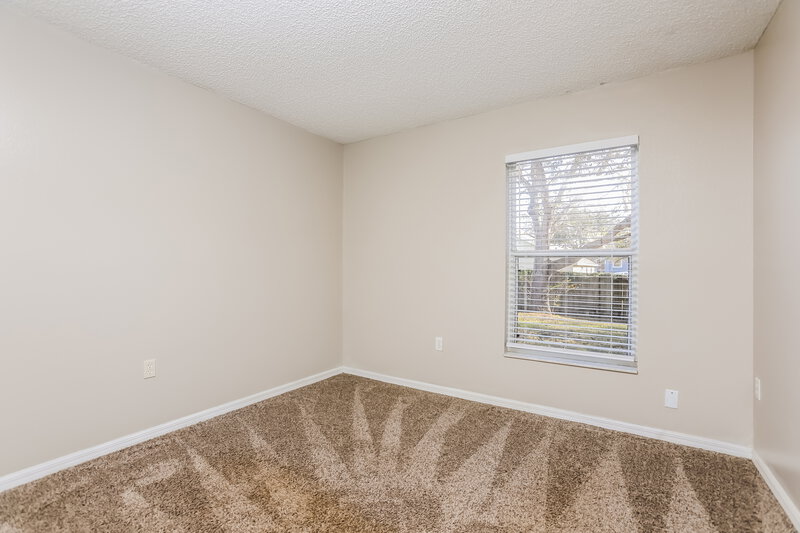 1,805/Mo, 30745 PGA Dr Sorrento, FL 32776 Bedroom View 2