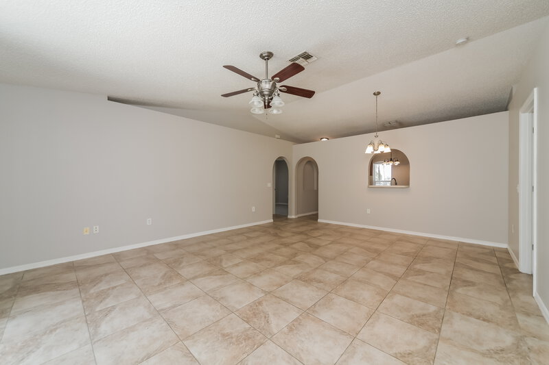 2,155/Mo, 1479 Muir Cir Clermont, FL 34711 Living Room View 3