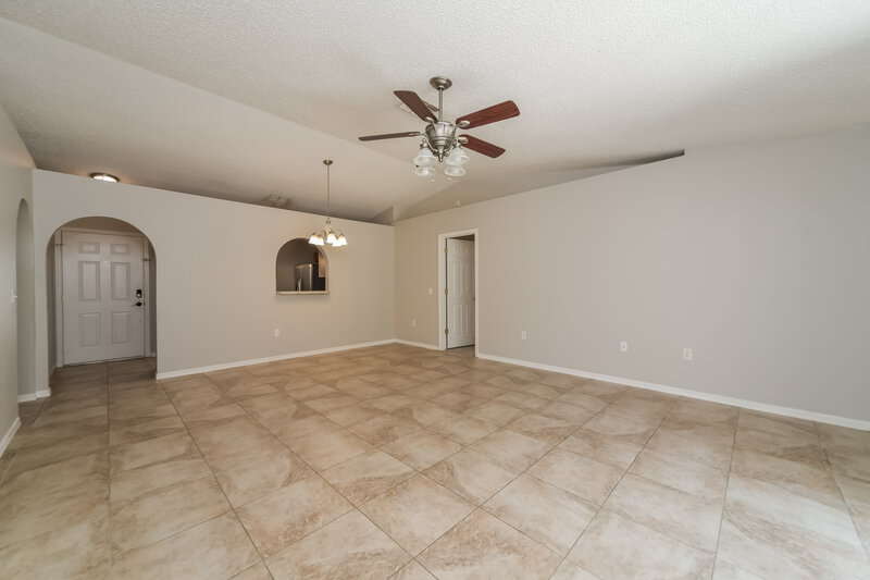 2,155/Mo, 1479 Muir Cir Clermont, FL 34711 Living Room View 4
