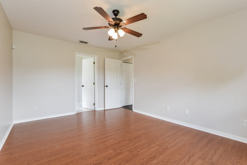 2,205/Mo, 13318 Caspian Ln Clermont, FL 34711 Main Bedroom View 2