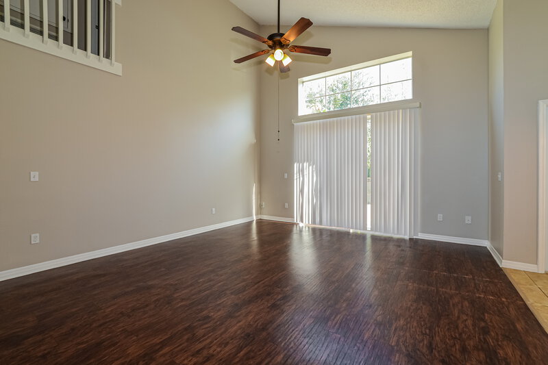 2,420/Mo, 2332 Flamingo Lakes Dr Kissimmee, FL 34743 Living Room View 2