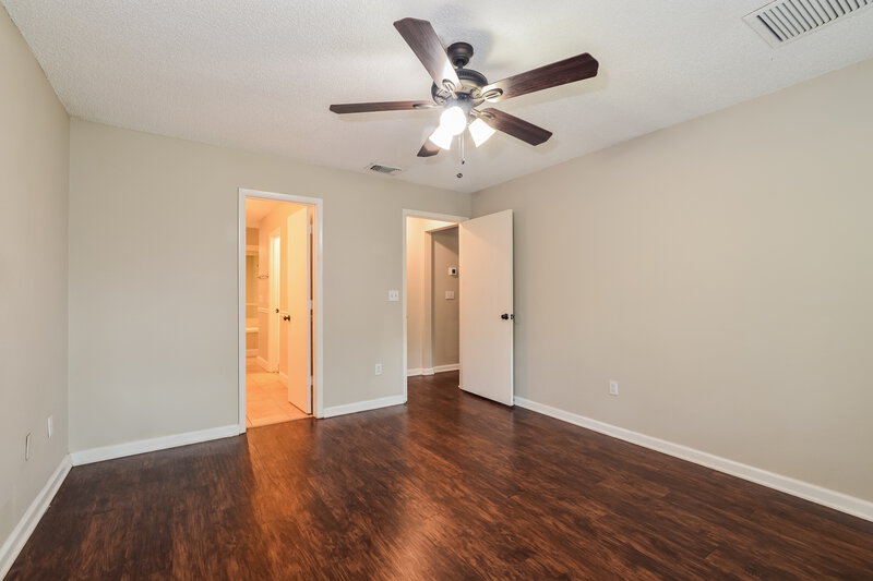 3,530/Mo, 321 Alba Ln Lake Mary, FL 32746 Main Bedroom View 2