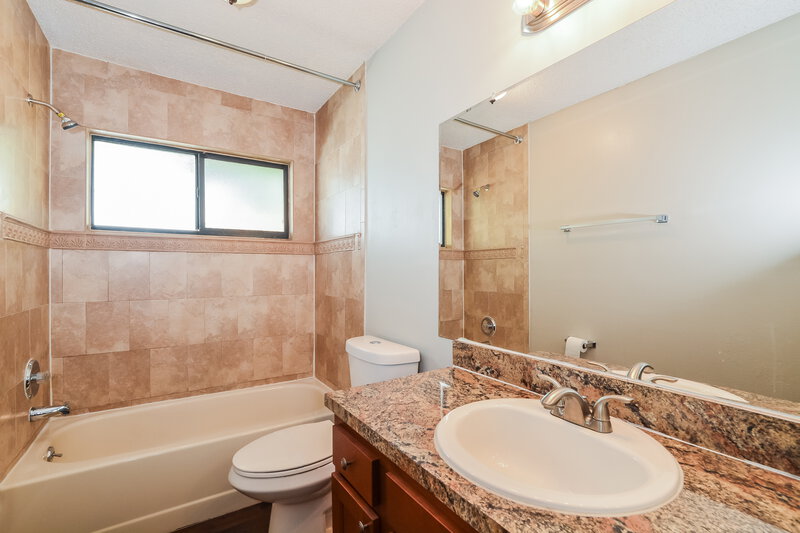 3,530/Mo, 321 Alba Ln Lake Mary, FL 32746 Bathroom View