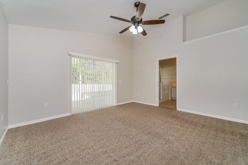 3,260/Mo, 137 Thornbury Dr Kissimmee, FL 34744 Main Bedroom View
