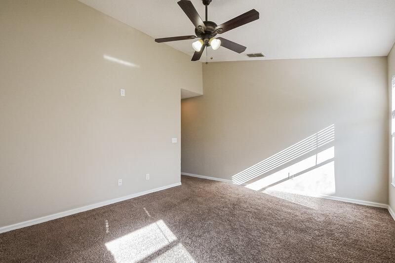 2,130/Mo, 2706 Eagle Canyon Dr S Kissimmee, FL 34746 Main Bedroom View 2