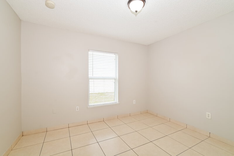 2,060/Mo, 742 Paris Dr Kissimmee, FL 34759 Bedroom View 3