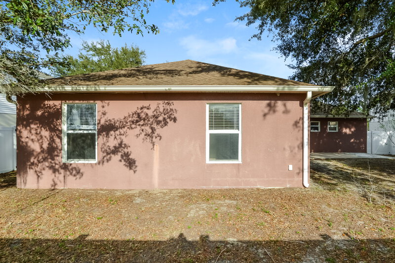 2,060/Mo, 742 Paris Dr Kissimmee, FL 34759 Rear View