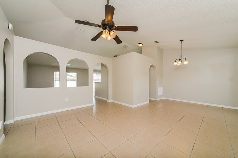 1,865/Mo, 330 Medina Ct Kissimmee, FL 34758 Living Room View