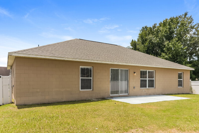 1,865/Mo, 330 Medina Ct Kissimmee, FL 34758 Rear View