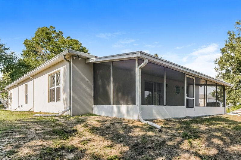 2,070/Mo, 2925 White Magnolia Loop Clermont, FL 34711 Rear View