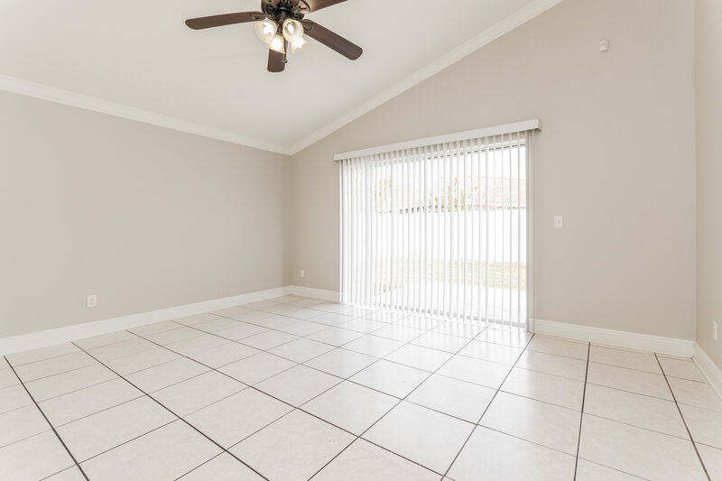 2,075/Mo, 2215 Jessa Dr Kissimmee, FL 34743 Living Room View