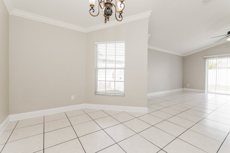 2,075/Mo, 2215 Jessa Dr Kissimmee, FL 34743 Dining Room View