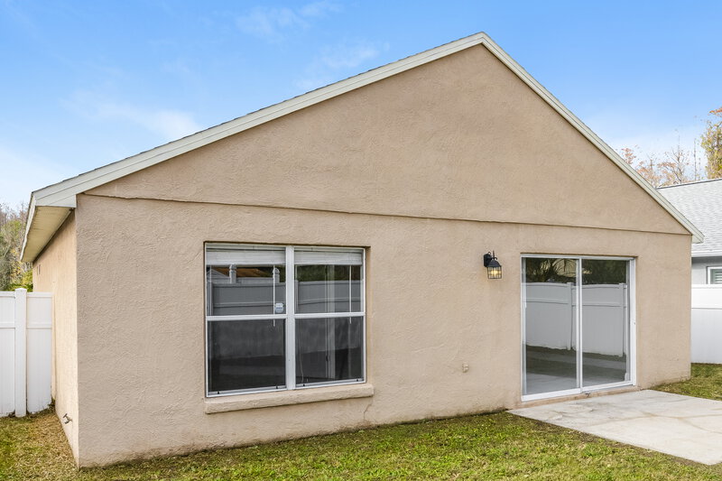 2,075/Mo, 2215 Jessa Dr Kissimmee, FL 34743 Rear View