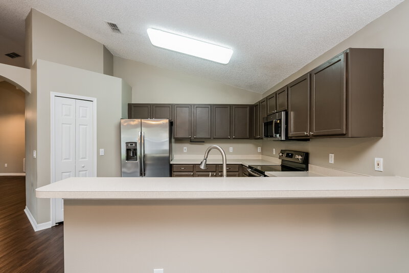 2,350/Mo, 2342 Cerberus Dr Apopka, FL 32712 Kitchen View