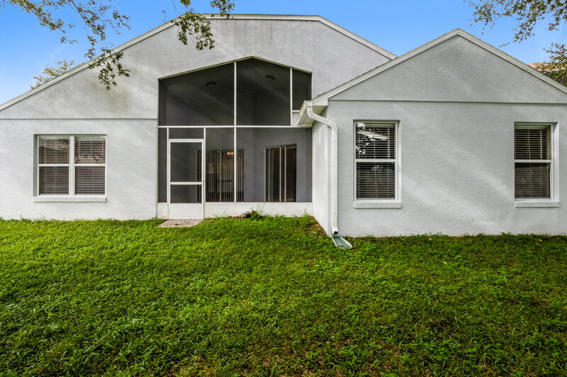 2,350/Mo, 2342 Cerberus Dr Apopka, FL 32712 Rear View 3